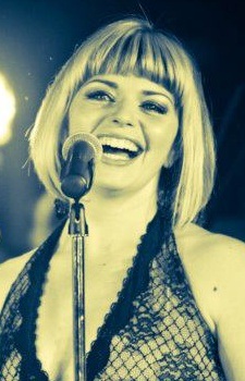 Rebecca Shoichet